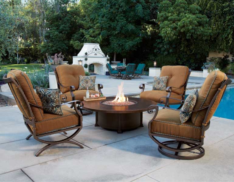 look for outdoor patio furniture in Denver at Lehrer Fireplace and Patio